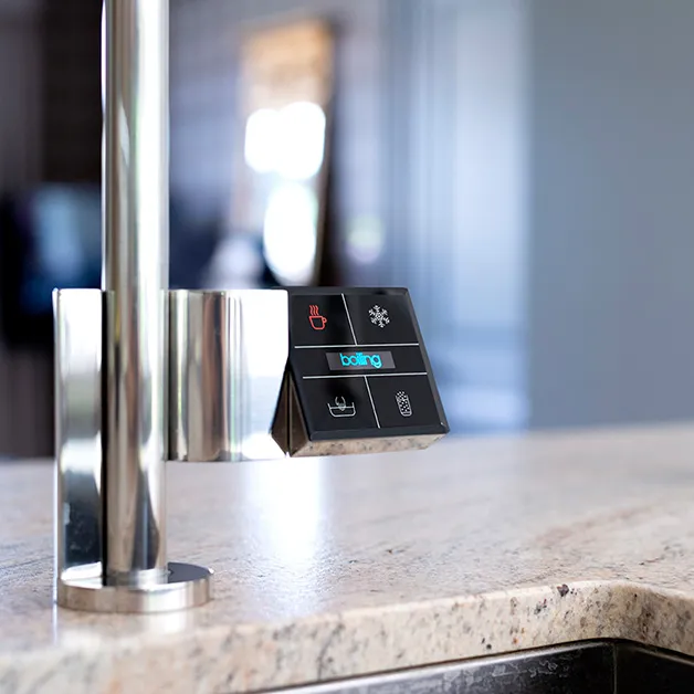 QUATREAU TOUCHTAP
